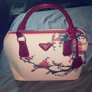 Handbag